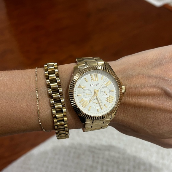 Fossil Womens Gold Watch - Picture 4 of 8